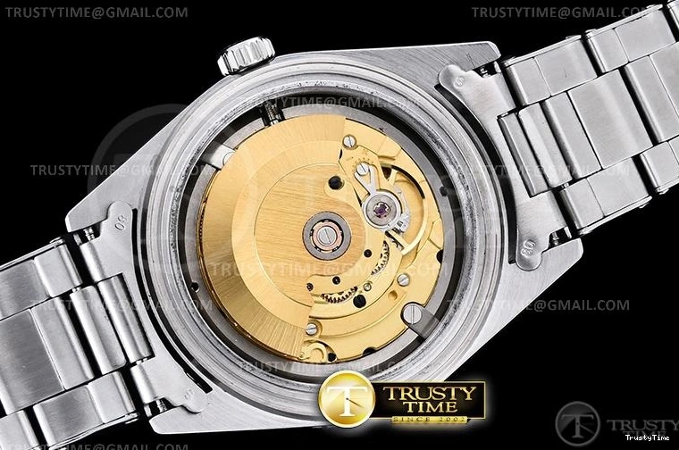 0127 StreetReady ROLGMT186B – GMT 985